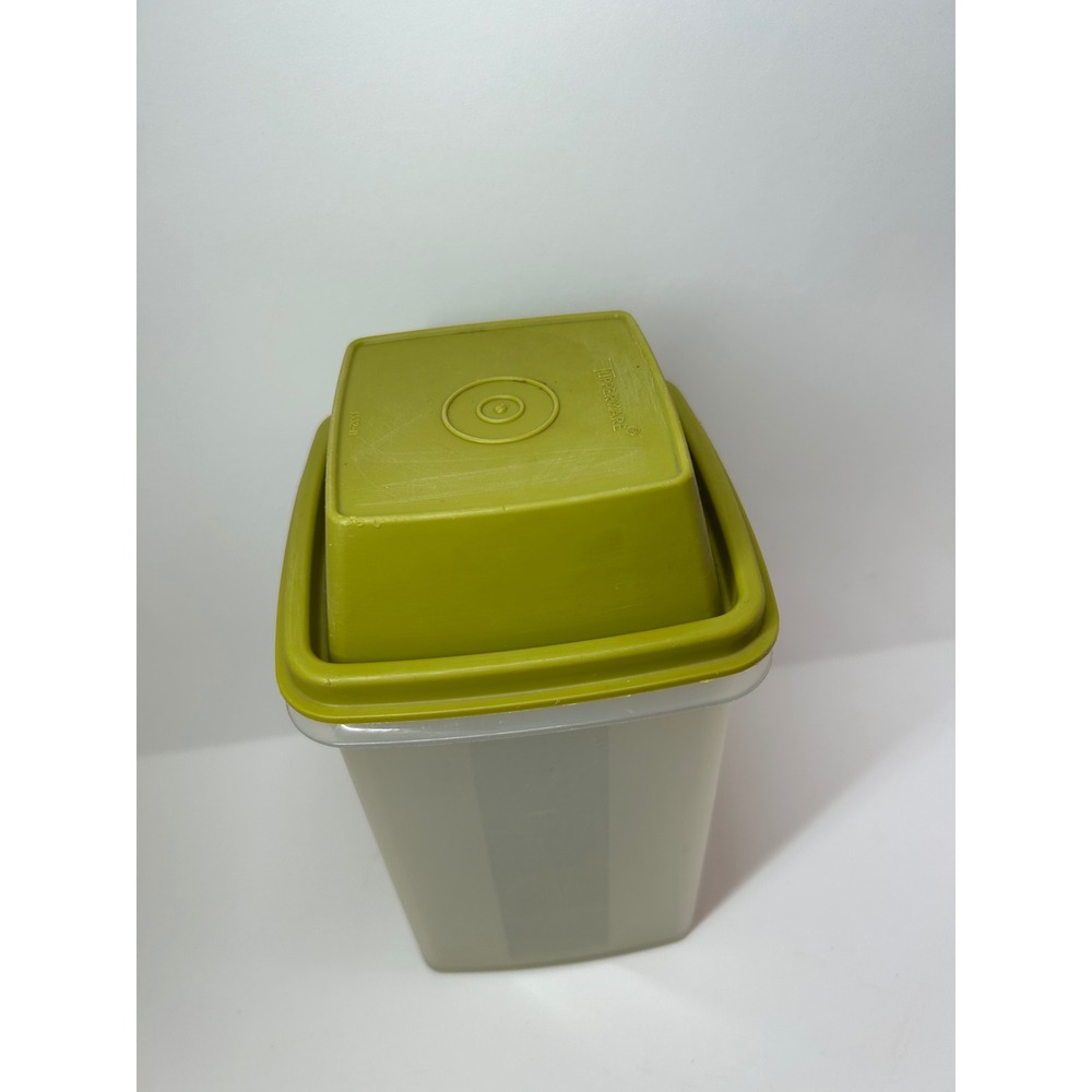 Vintage Tupperware Avocado Green Pickle Keeper Strainer Container w Lid - Picture 2 of 6